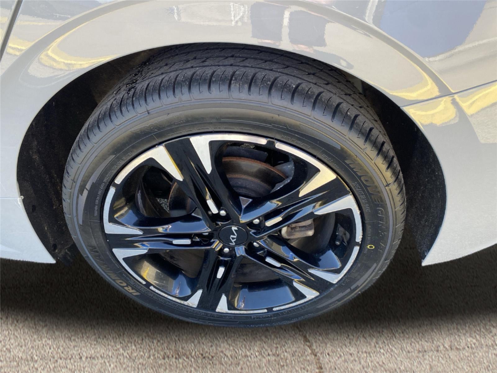 2023 Kia K5 GT-Line