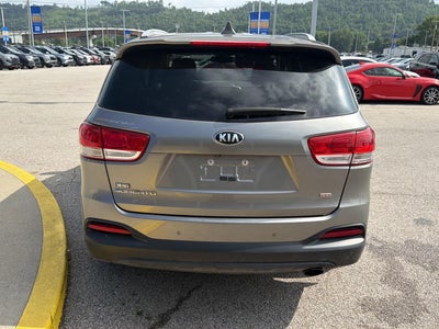 2017 Kia Sorento LX