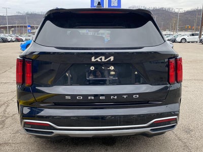2022 Kia Sorento SX