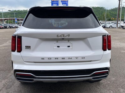 2022 Kia Sorento SX