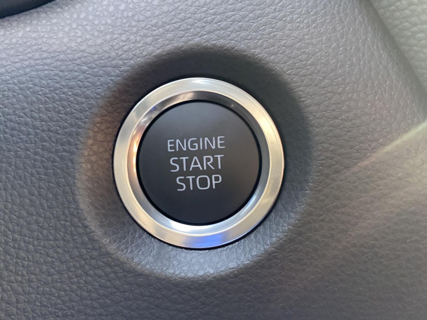 2025 Toyota COROLLA SE CVT