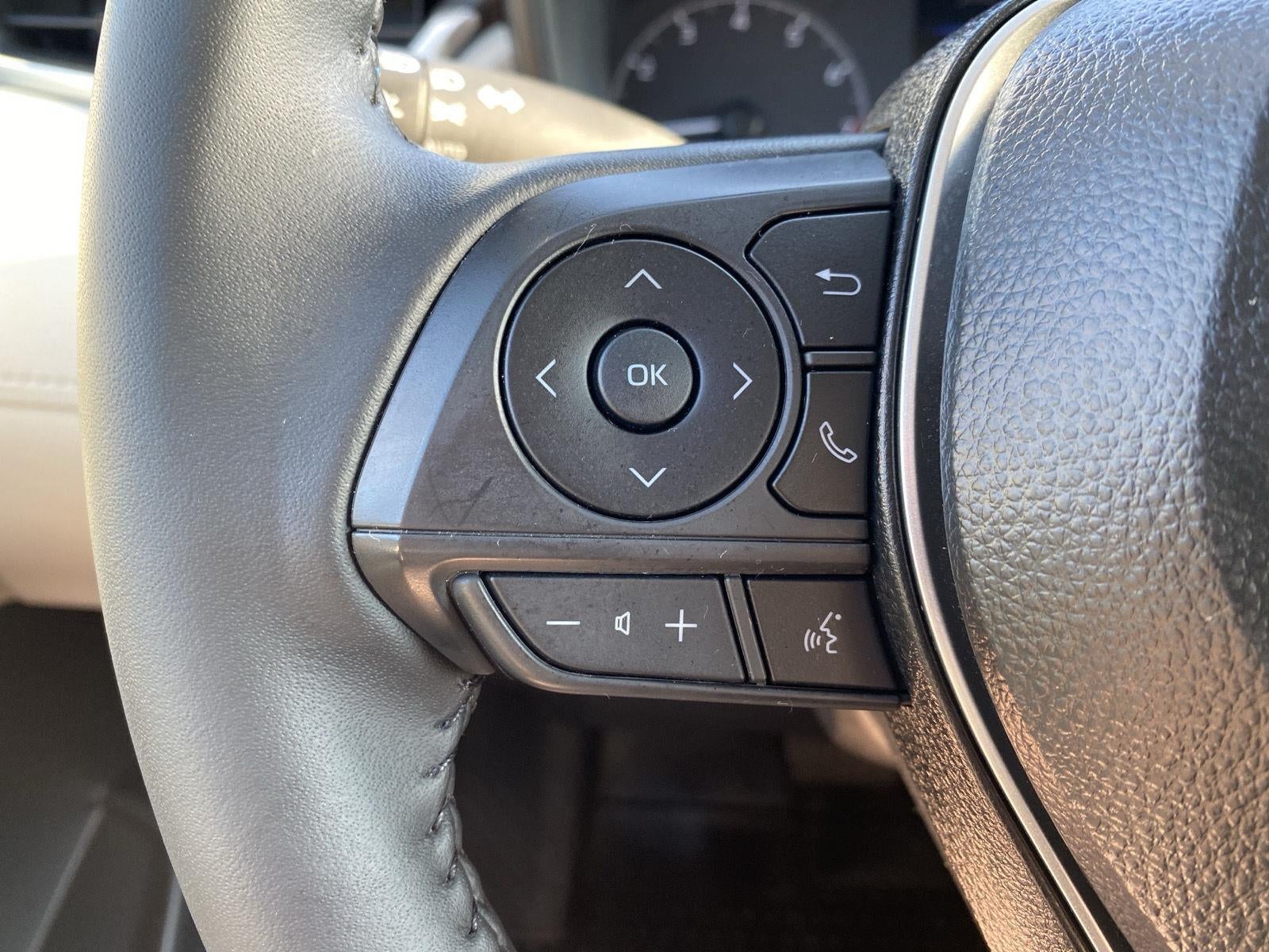2025 Toyota Corolla Cross LE
