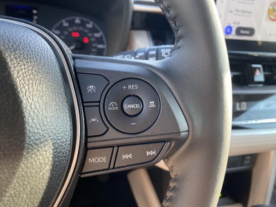 2025 Toyota Corolla Cross LE