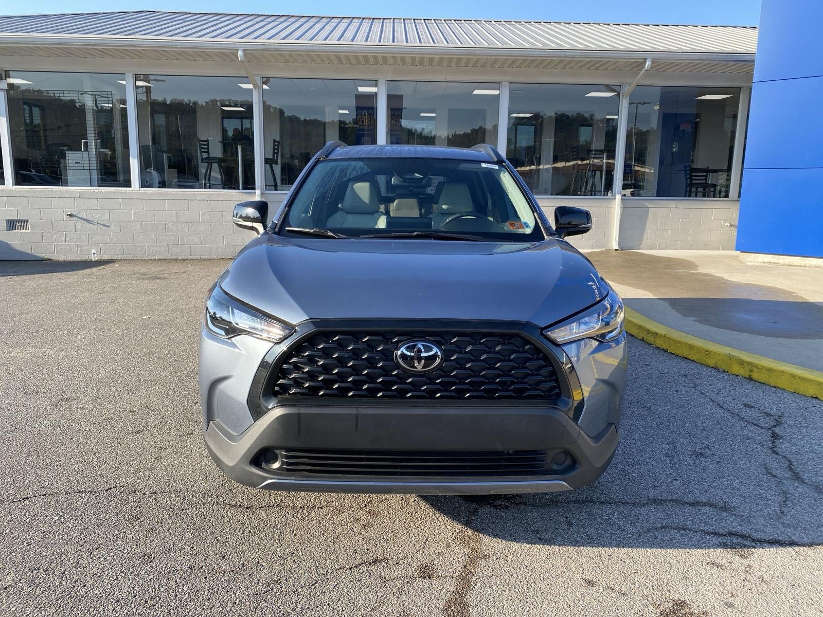 2025 Toyota Corolla Cross LE