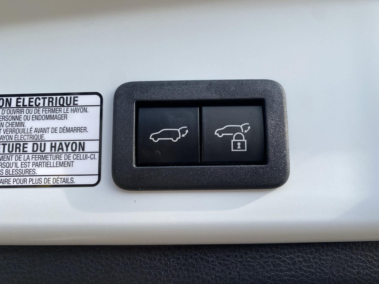 2024 Toyota Corolla Cross Hybrid XSE