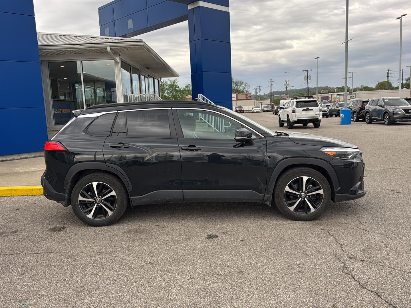 2025 Toyota Corolla Cross Hybrid XSE