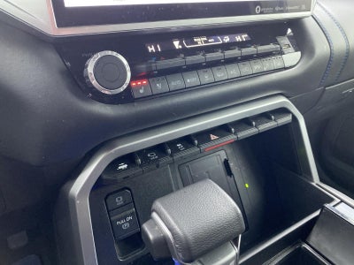 2024 Toyota Sequoia Platinum