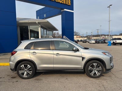 2025 Mitsubishi Outlander Sport SE