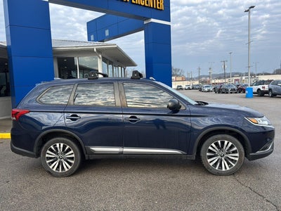 2020 Mitsubishi Outlander ES