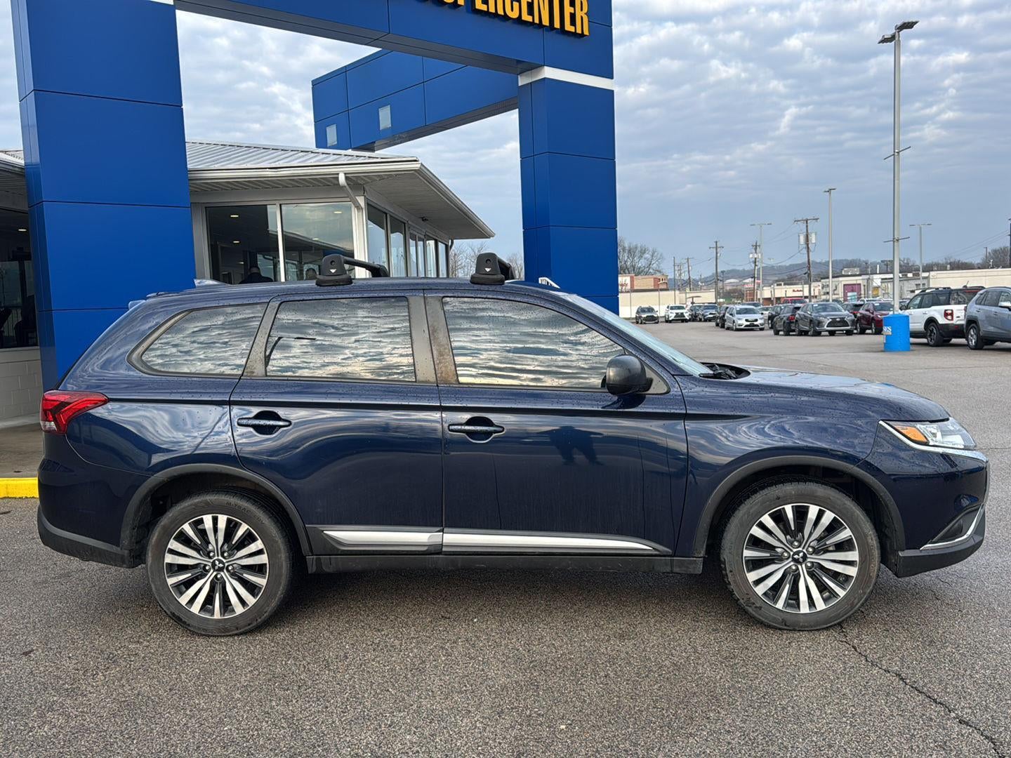 2020 Mitsubishi Outlander ES