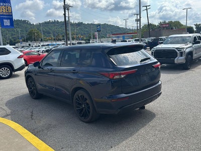 2022 Mitsubishi Outlander Black Edition
