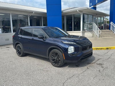 2022 Mitsubishi Outlander Black Edition