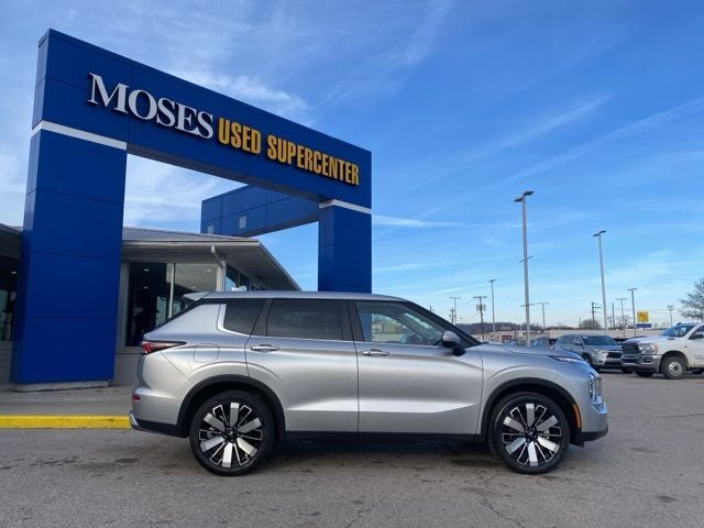 2025 Mitsubishi Outlander SE