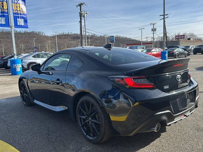 2024 Toyota GR86 Premium