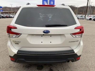2022 Subaru Forester Base