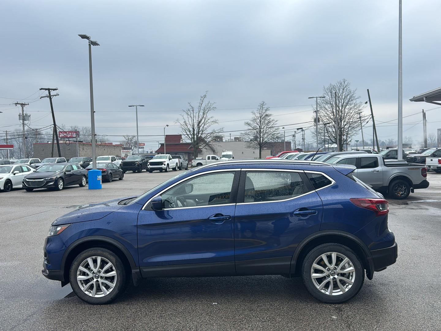 2021 Nissan Rogue Sport SV