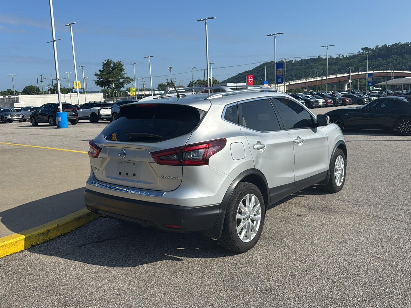 2021 Nissan Rogue Sport SV