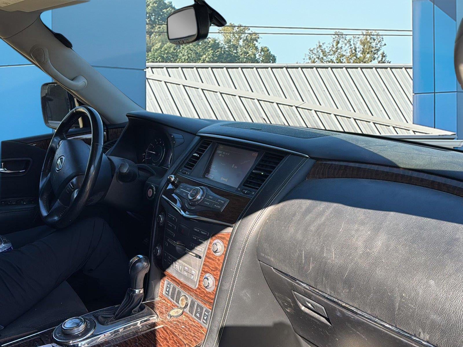 2017 Nissan Armada SV