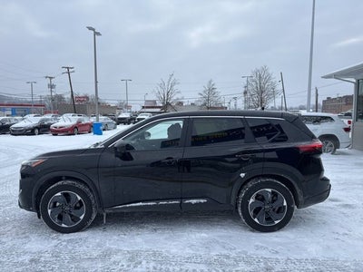 2025 Nissan Rogue SV