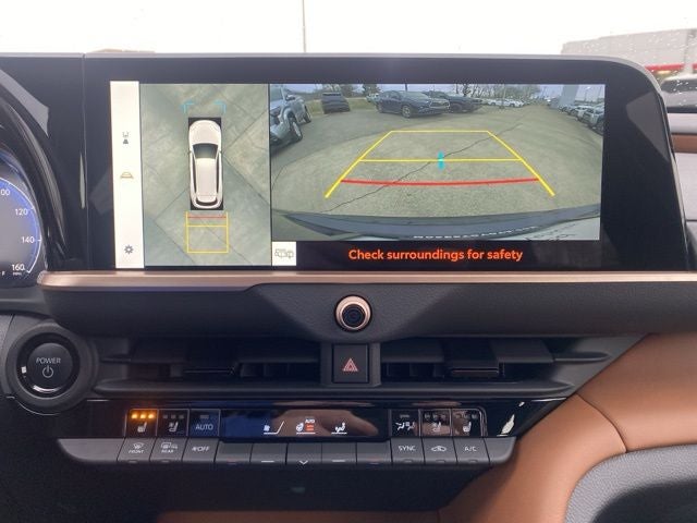 2025 Toyota Crown Signia Limited