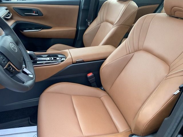 2025 Toyota Crown Signia Limited