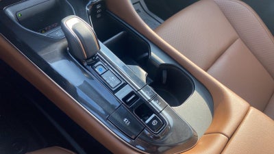 2025 Toyota Crown Signia Limited