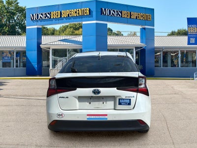 2020 Toyota Prius LE
