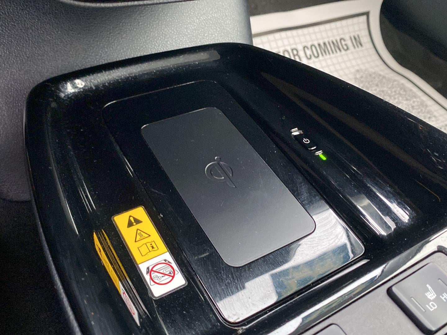 2022 Toyota Prius XLE AWD-e