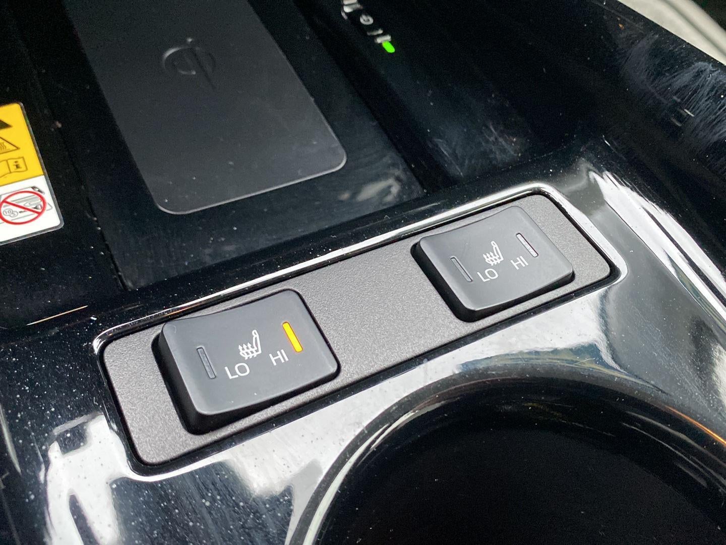 2022 Toyota Prius XLE AWD-e