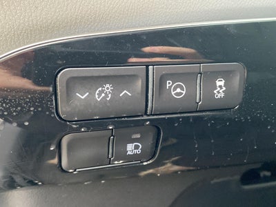 2022 Toyota Prius XLE AWD-e