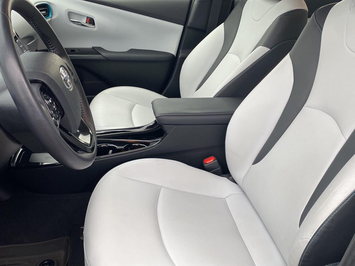 2022 Toyota Prius XLE AWD-e