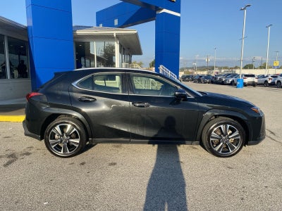 2025 Lexus UX UX 300h Premium