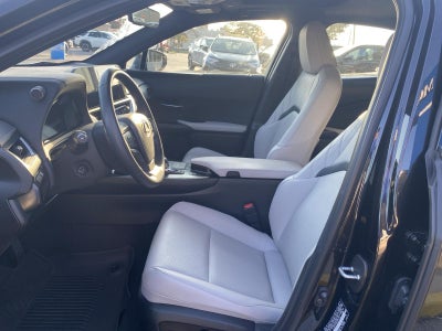 2025 Lexus UX UX 300h Premium