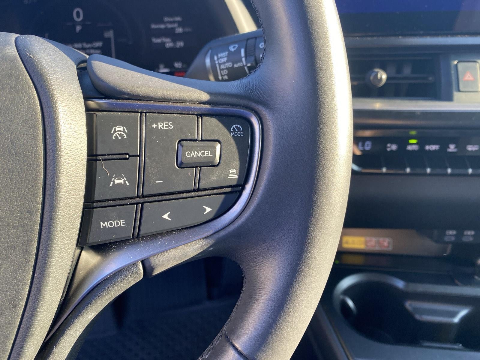 2025 Lexus UX UX 300h Premium