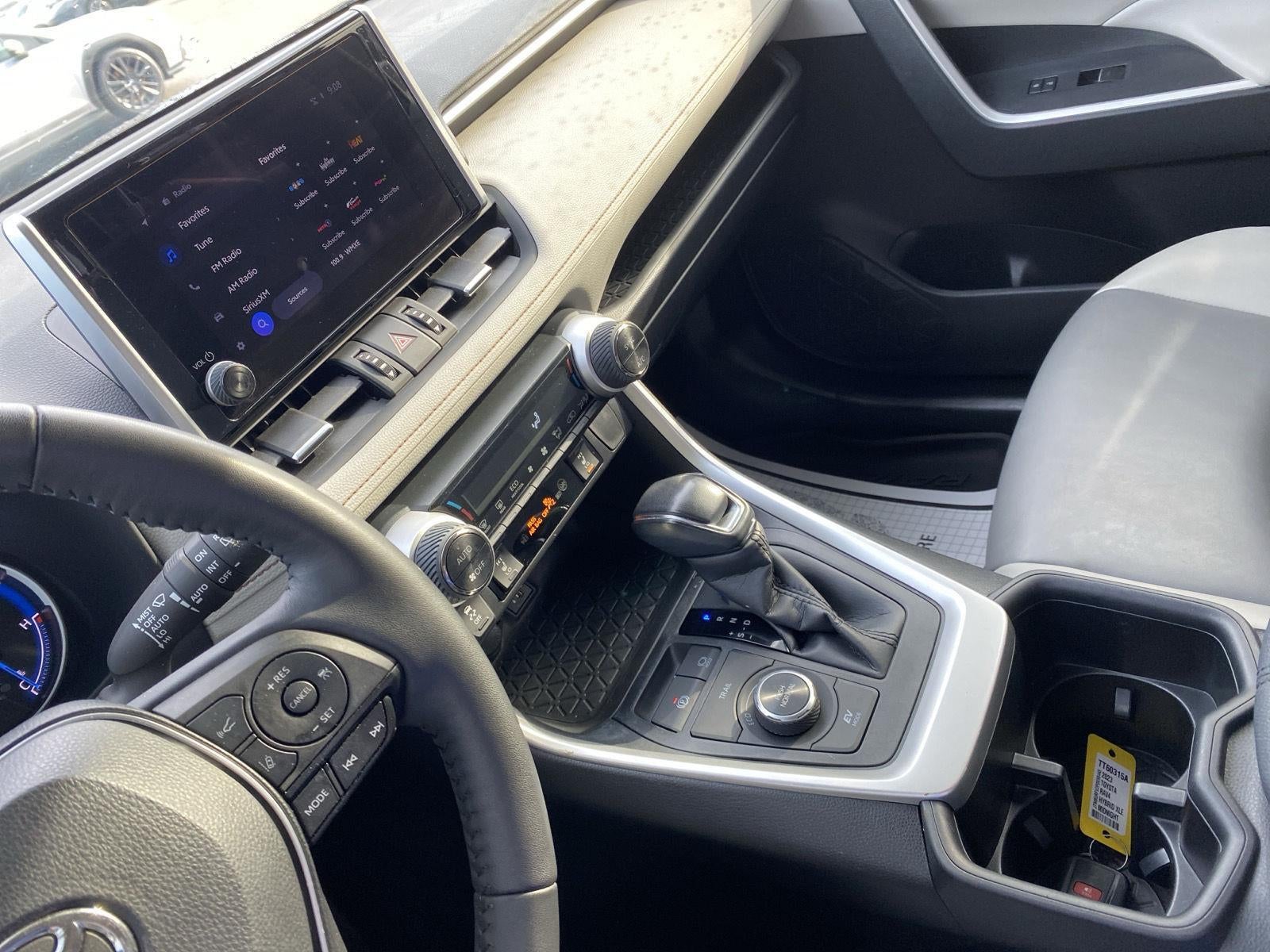 2023 Toyota RAV4 Hybrid XLE Premium