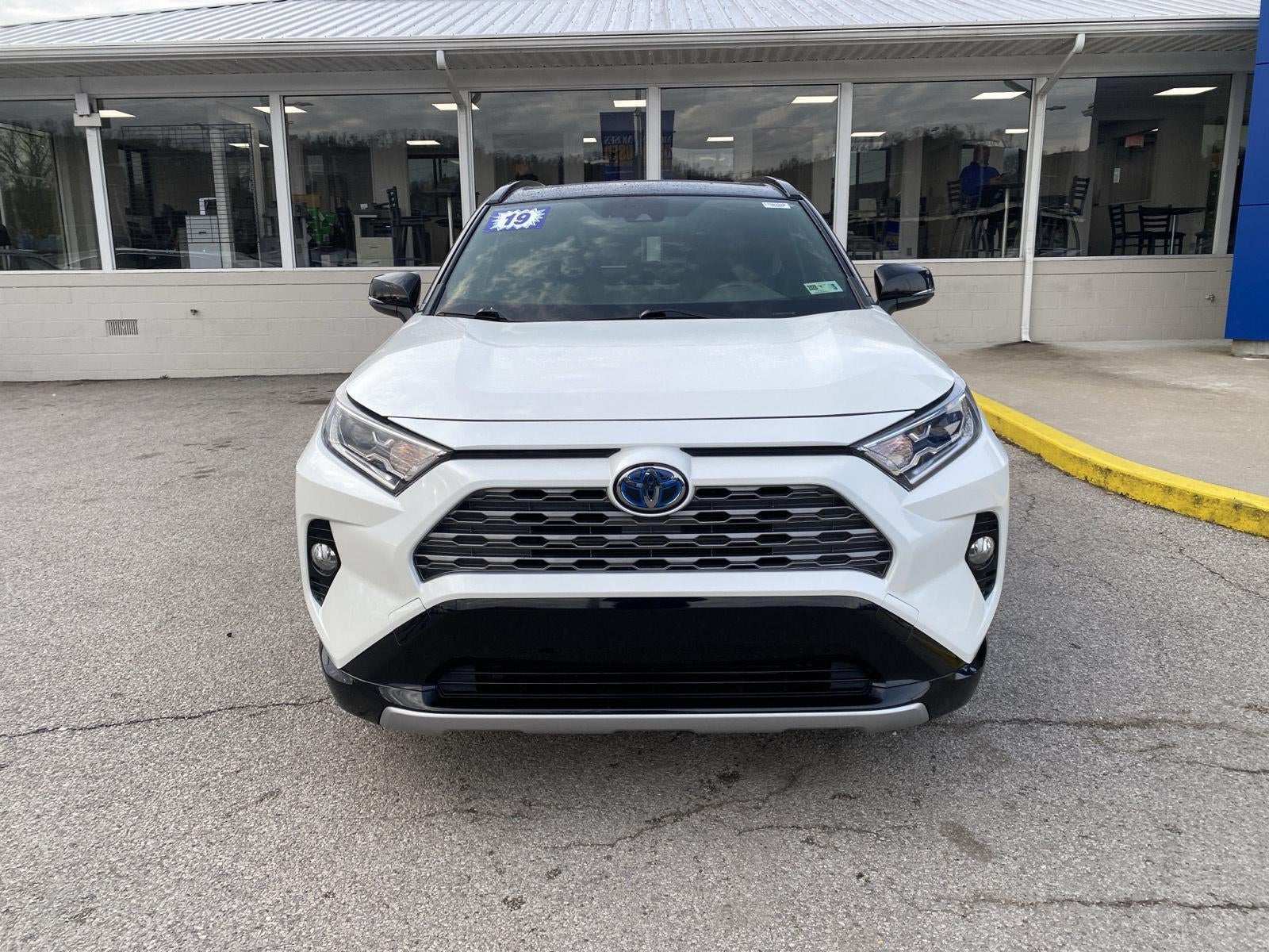 2019 Toyota RAV4 Hybrid XSE
