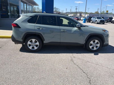 2020 Toyota RAV4 XLE