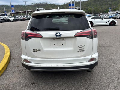 2017 Toyota RAV4 Hybrid XLE