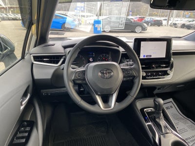 2025 Toyota Corolla Hatchback SE
