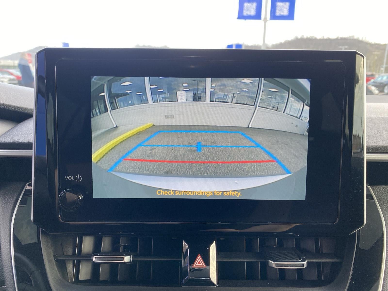 2025 Toyota Corolla Hatchback SE