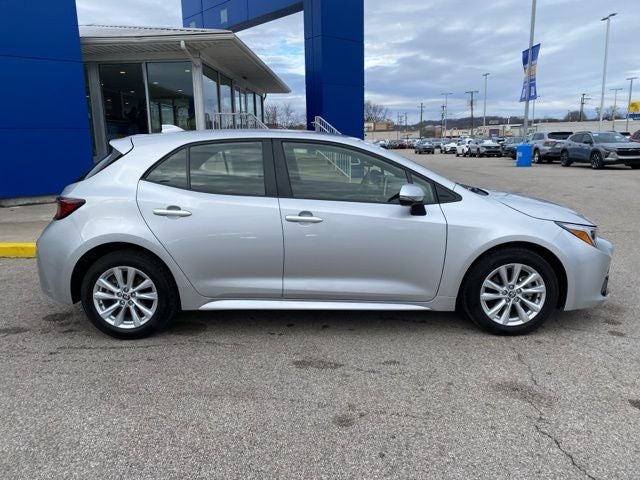 2025 Toyota Corolla Hatchback SE