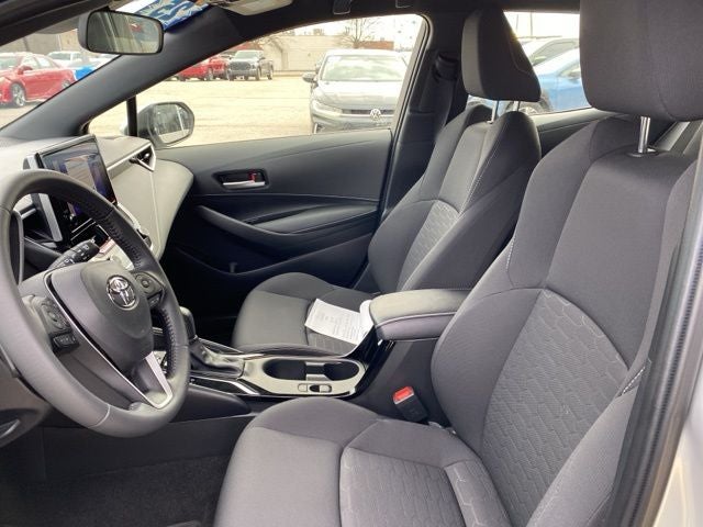 2025 Toyota Corolla Hatchback SE