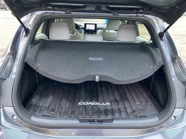 2025 Toyota Corolla Hatchback SE