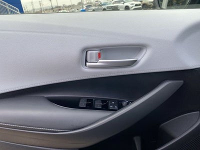 2025 Toyota Corolla Hatchback SE