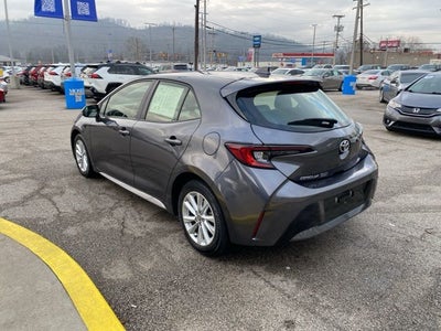 2025 Toyota Corolla Hatchback SE