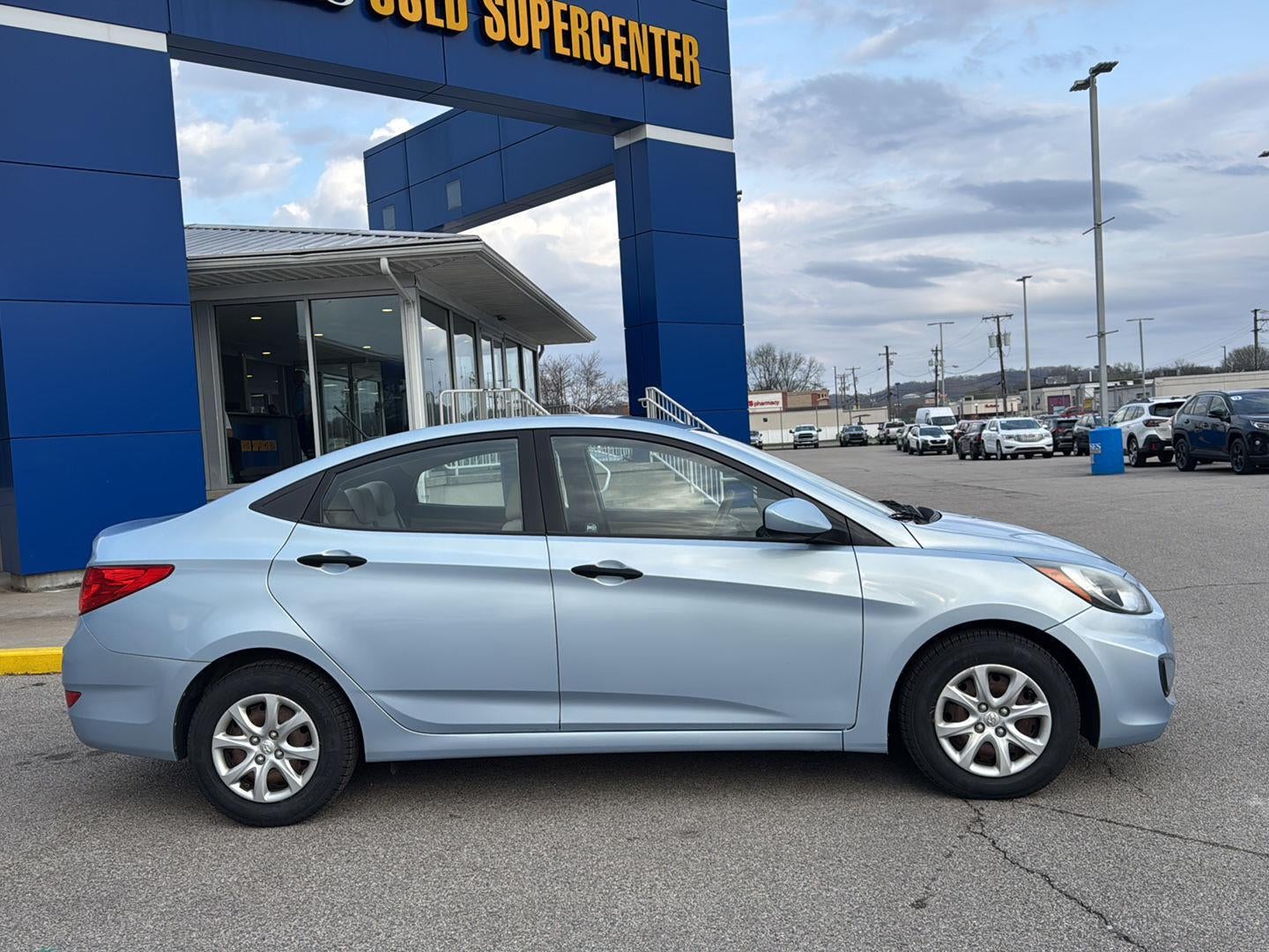 2012 Hyundai Accent GLS