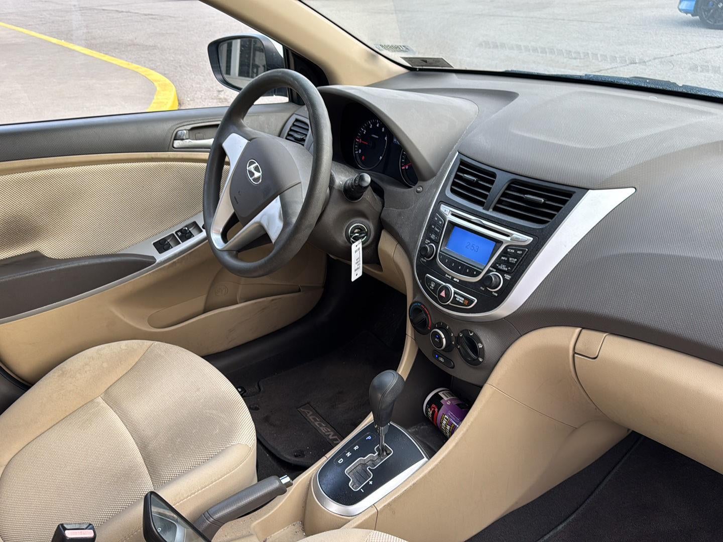 2012 Hyundai Accent GLS