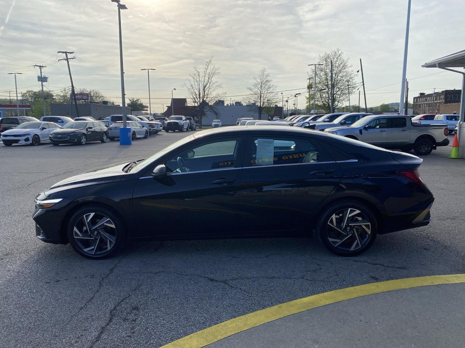 2024 Hyundai Elantra Limited