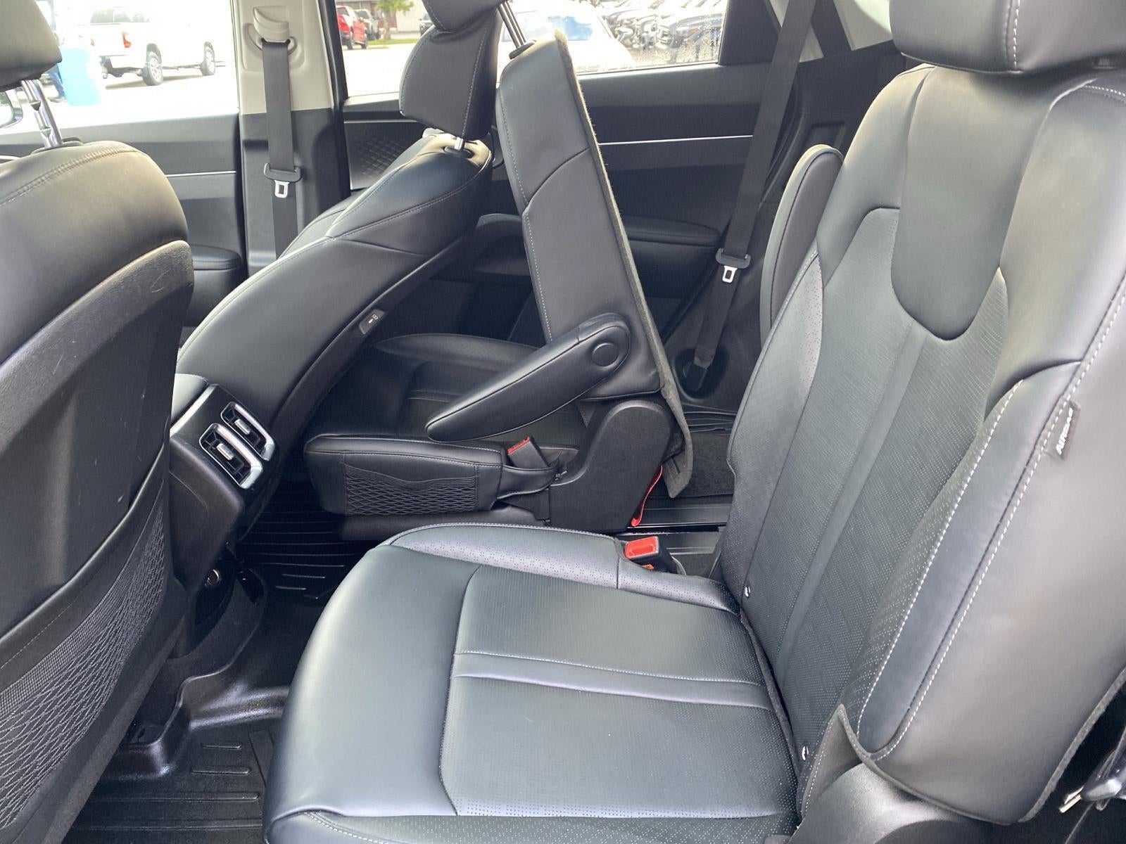 2025 Kia SORENTO HYBRID SUV