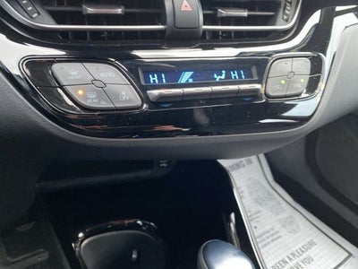 2022 Toyota C-HR XLE